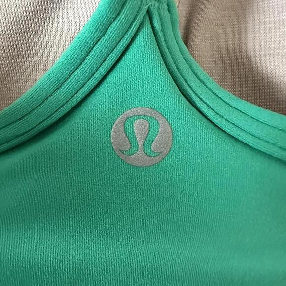 Lululemon Flow Y Wrap-Front High-Neck Bra B/C Maldives Green Size 4 *rare* NWT - Picture 4 of 4